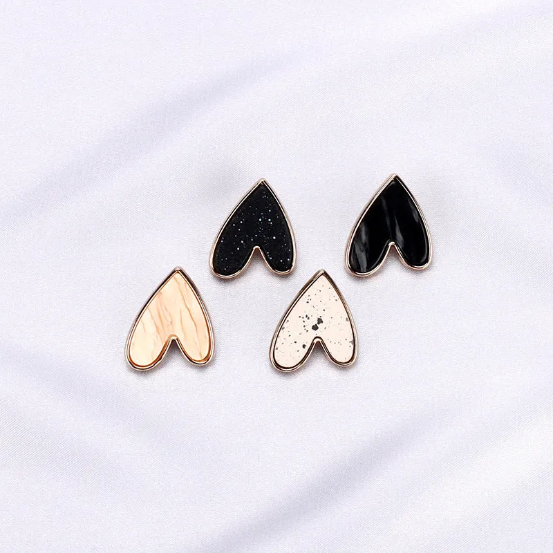 18/25mm Beige Black Heart Shaped Metal Shank Buttons for Women Coats 10pcs