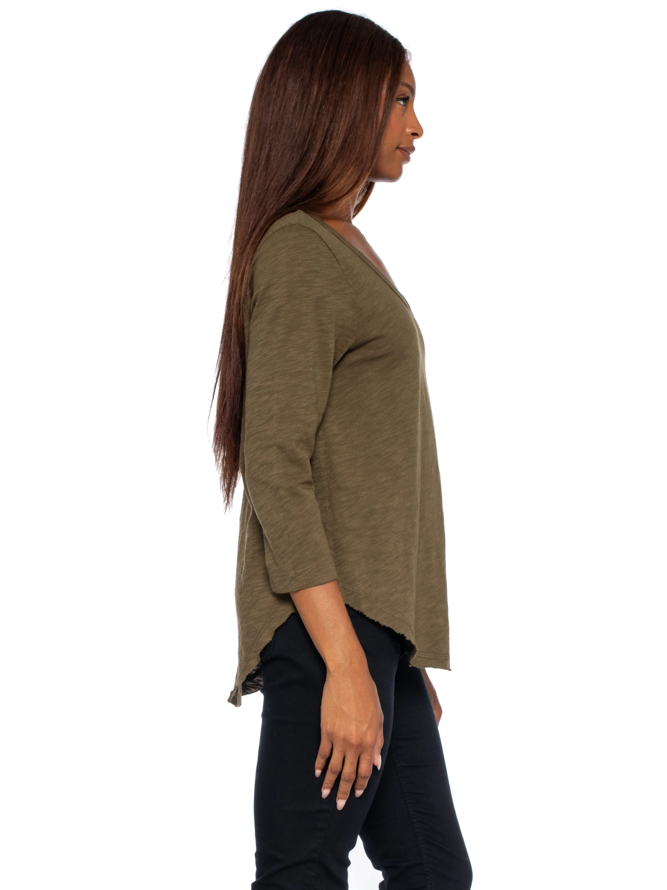 3/4 Sleeve V-Neck Shirttail T W/ Raw Hem Top
