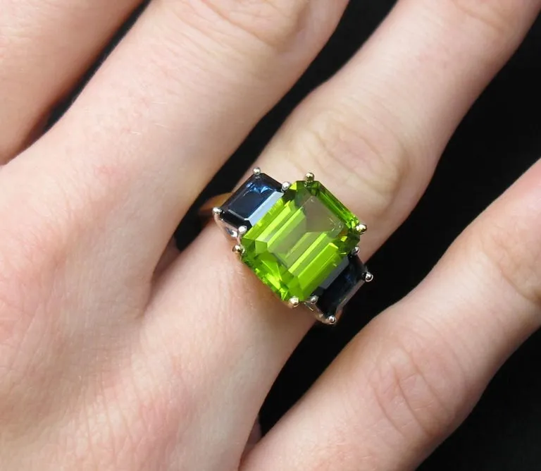 5.12 Carat Peridot and Sapphire White and Yellow Gold 3-Stone Cocktail Ring