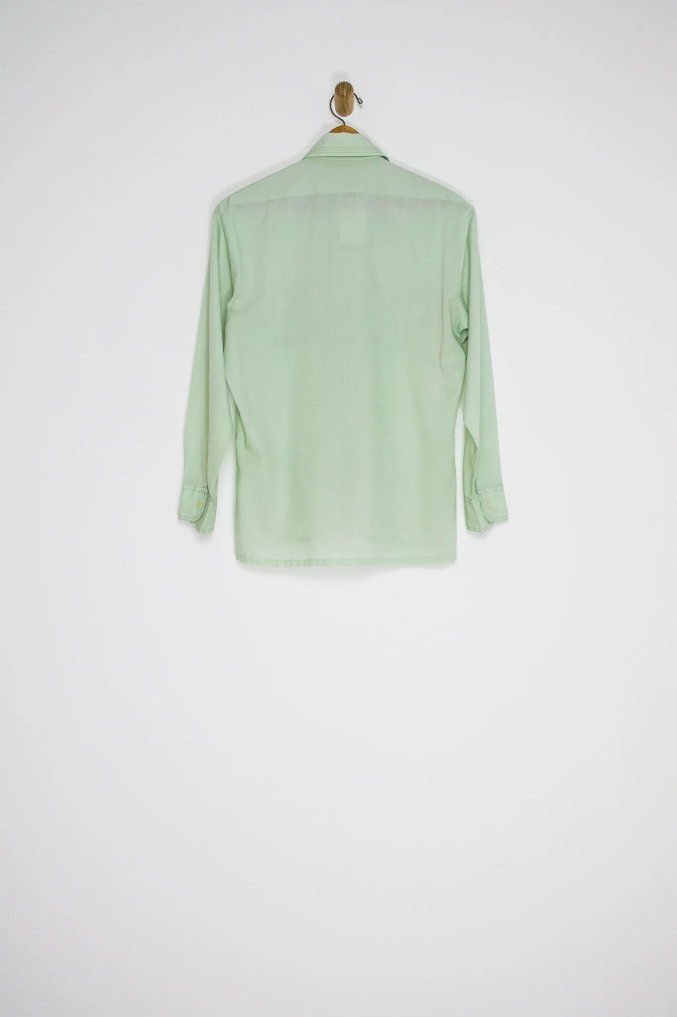 70's MINT BUTTON UP / MEDIUM