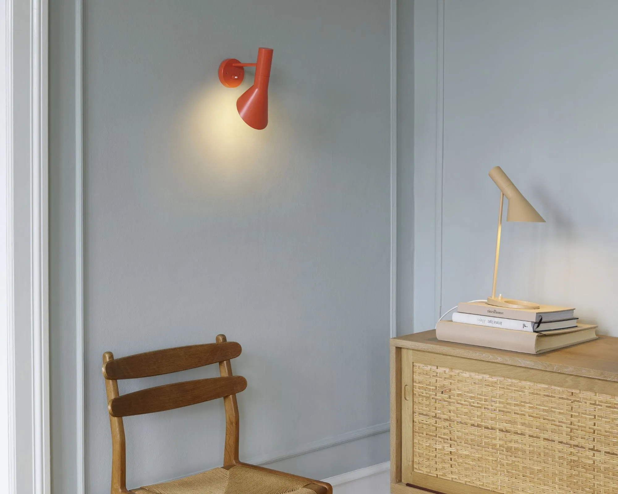 AJ Wall Lamp