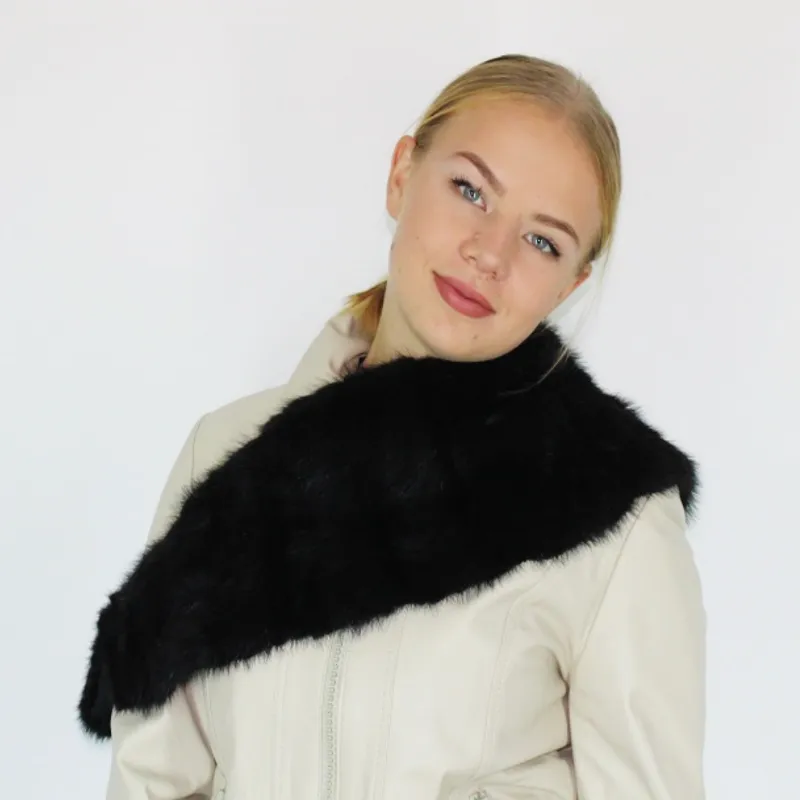 Black colored mink collar