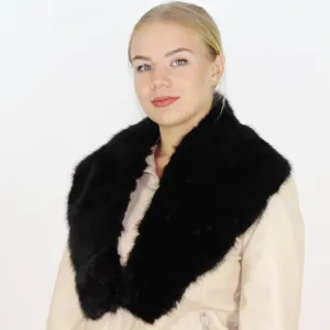 Black colored mink collar
