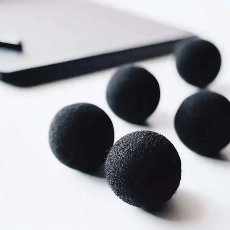 Black Wool Felt Balls – 2.5 cm Craft Supplies - 200 pcs