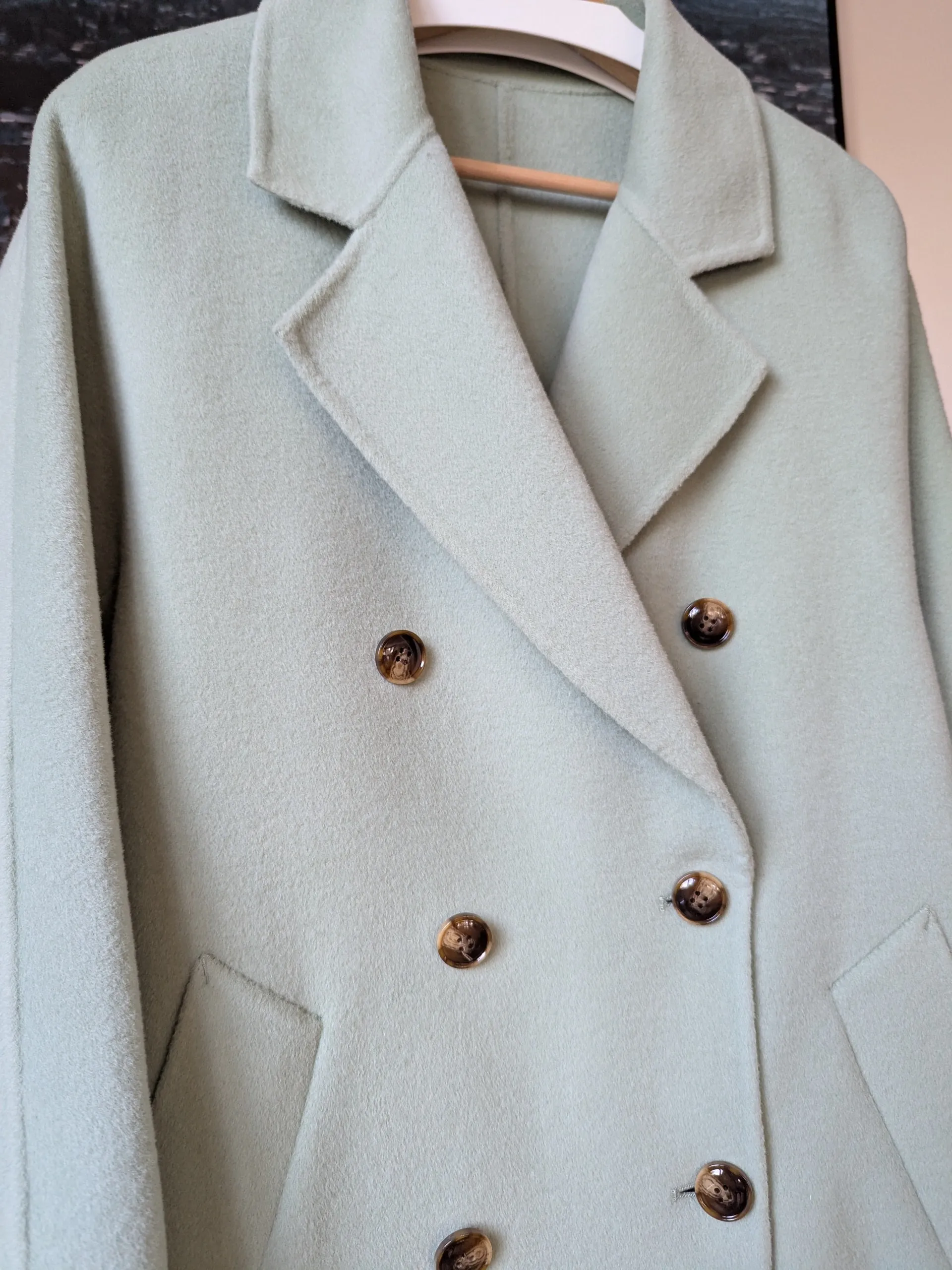 Brand New 100% Australian Wool Coat 972 Size 12-14 FREE SHIPPING