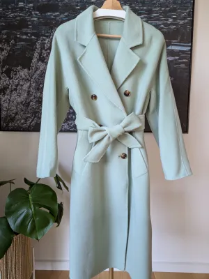 Brand New 100% Australian Wool Coat 972 Size 12-14 FREE SHIPPING