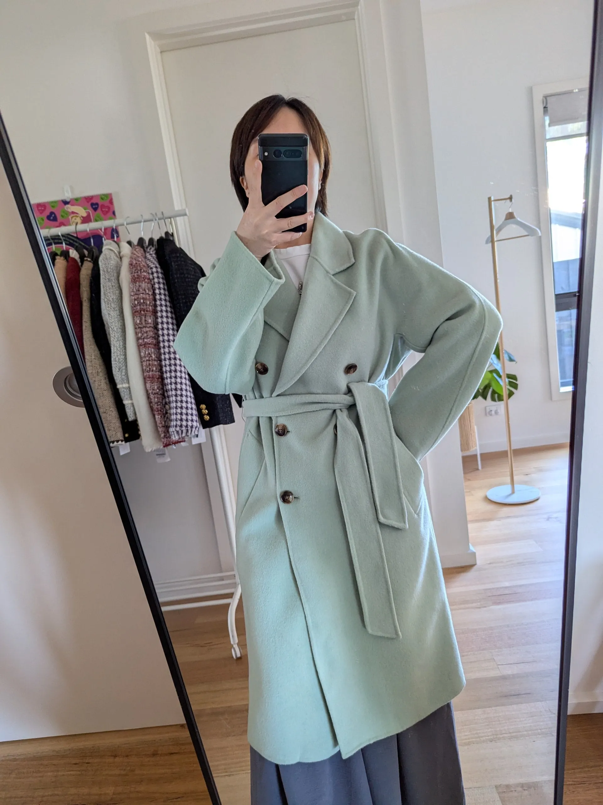 Brand New 100% Australian Wool Coat 972 Size 12-14 FREE SHIPPING