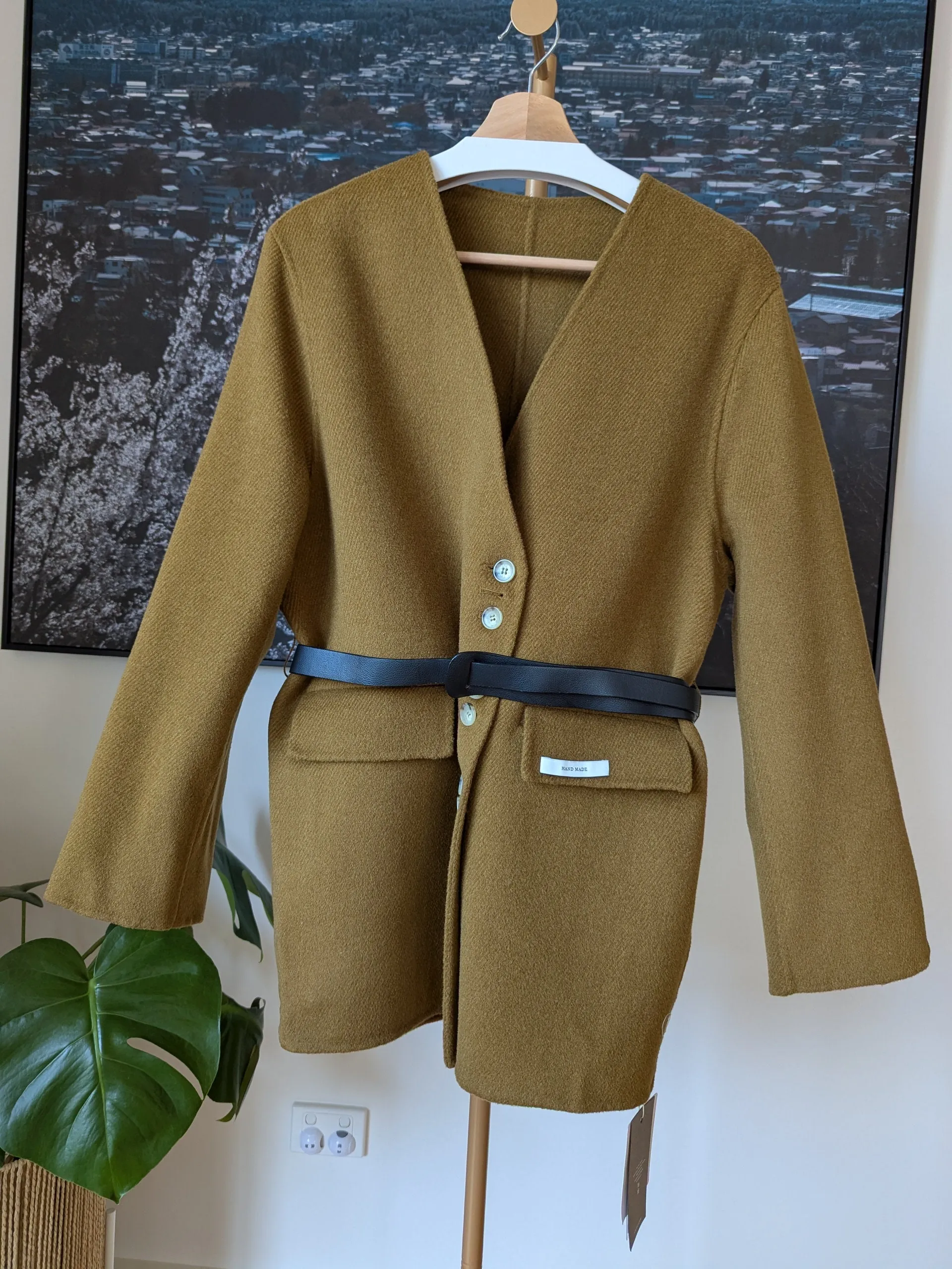 Brand New 100% Wool Coat 969 Size M 10-12 FREE SHIPPING
