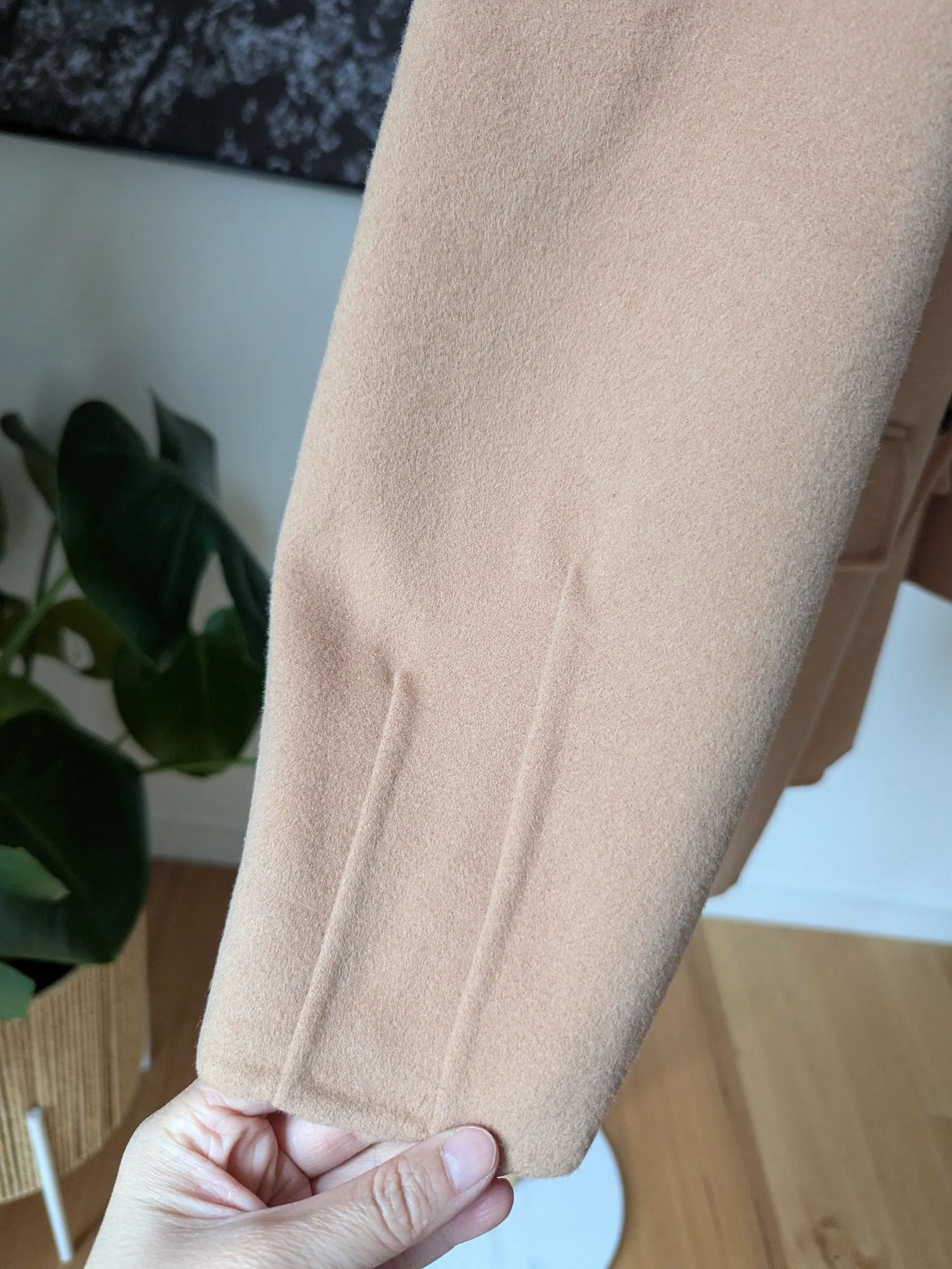 Brand New 100% Wool Coat Size 12-14 FREE SHIPPING High Quality Wool 106