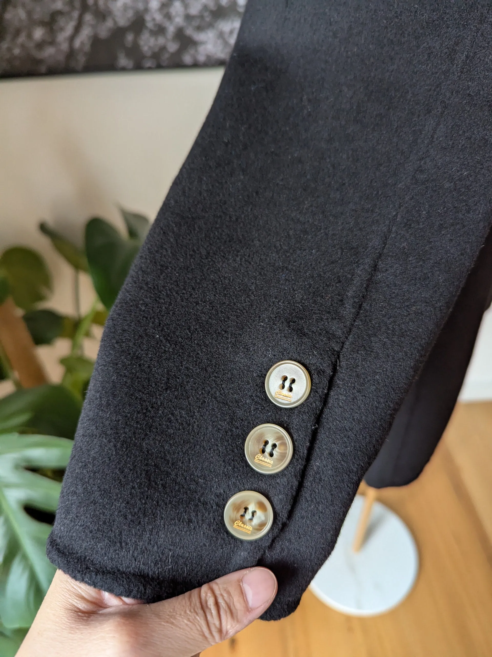 Brand New 100% Wool Coat Size 6-8 FREE SHIPPING High Quality Wool 102