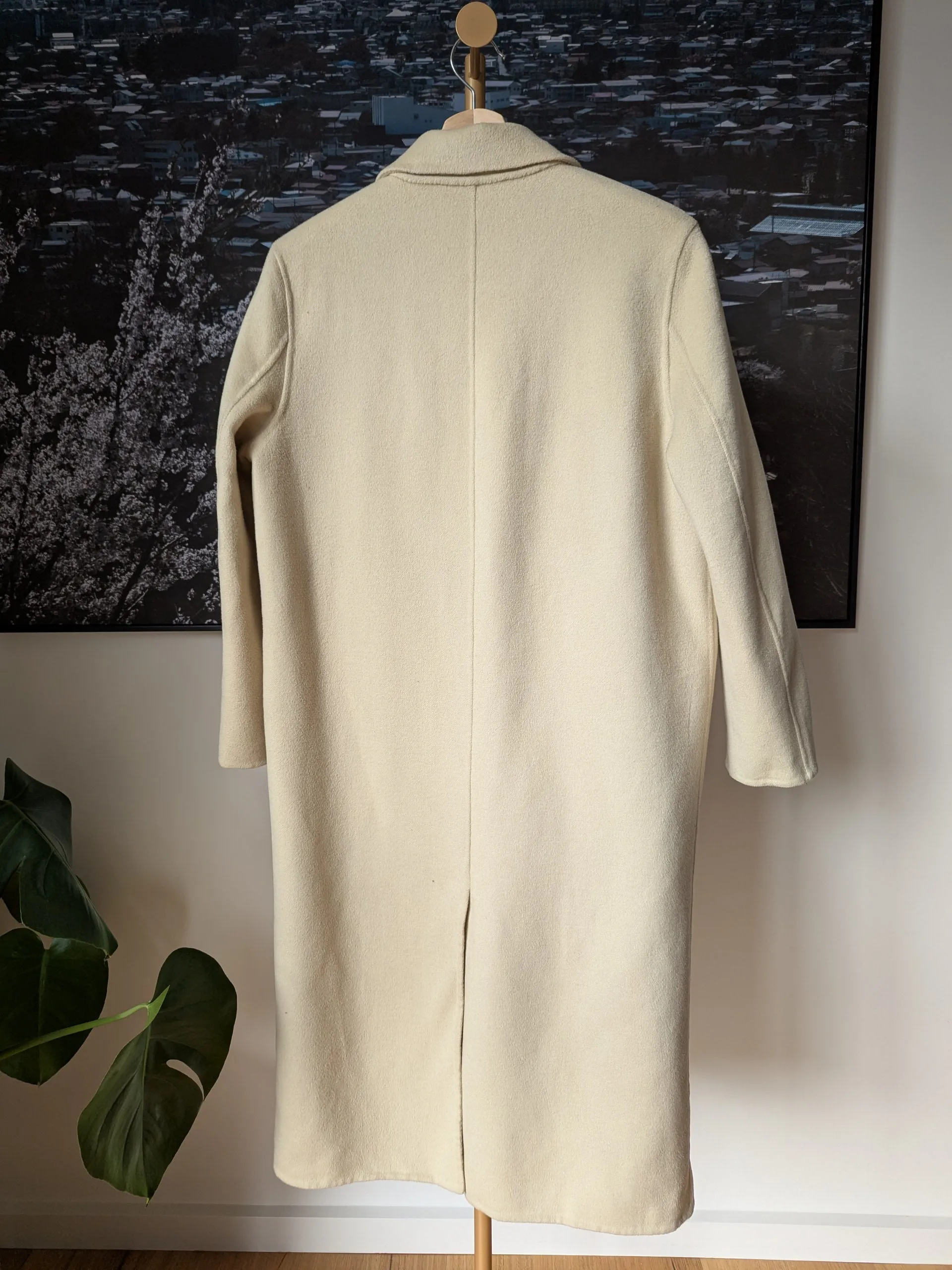 Brand New 100% Wool Coat Size 8-12 FREE SHIPPING High Quality Wool 091