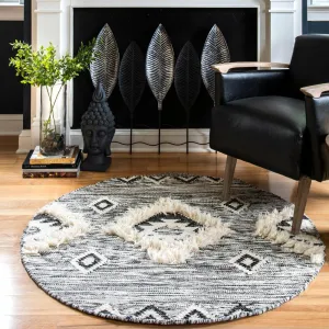 Brand new Savannah Moroccan Fringe Black 4 ft. x 4 ft. Round Indoor Area Rug, Grey! Retails $220 