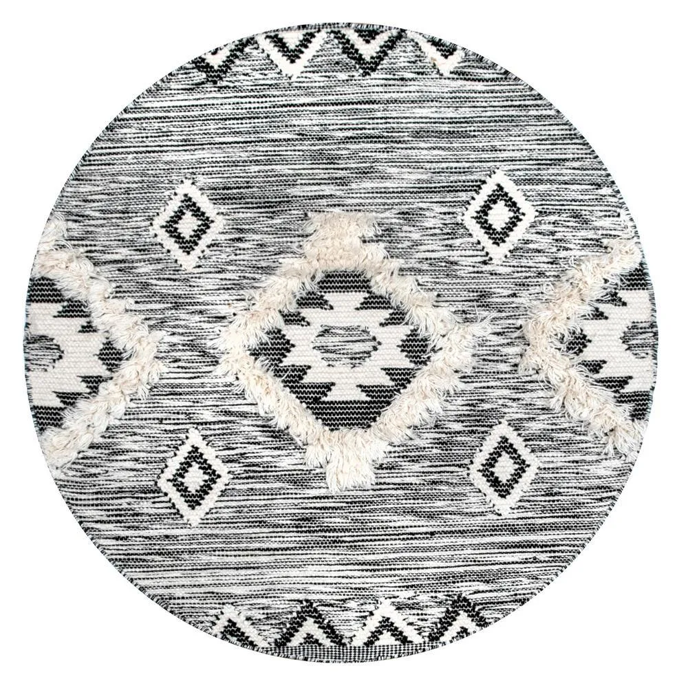 Brand new Savannah Moroccan Fringe Black 4 ft. x 4 ft. Round Indoor Area Rug, Grey! Retails $220 