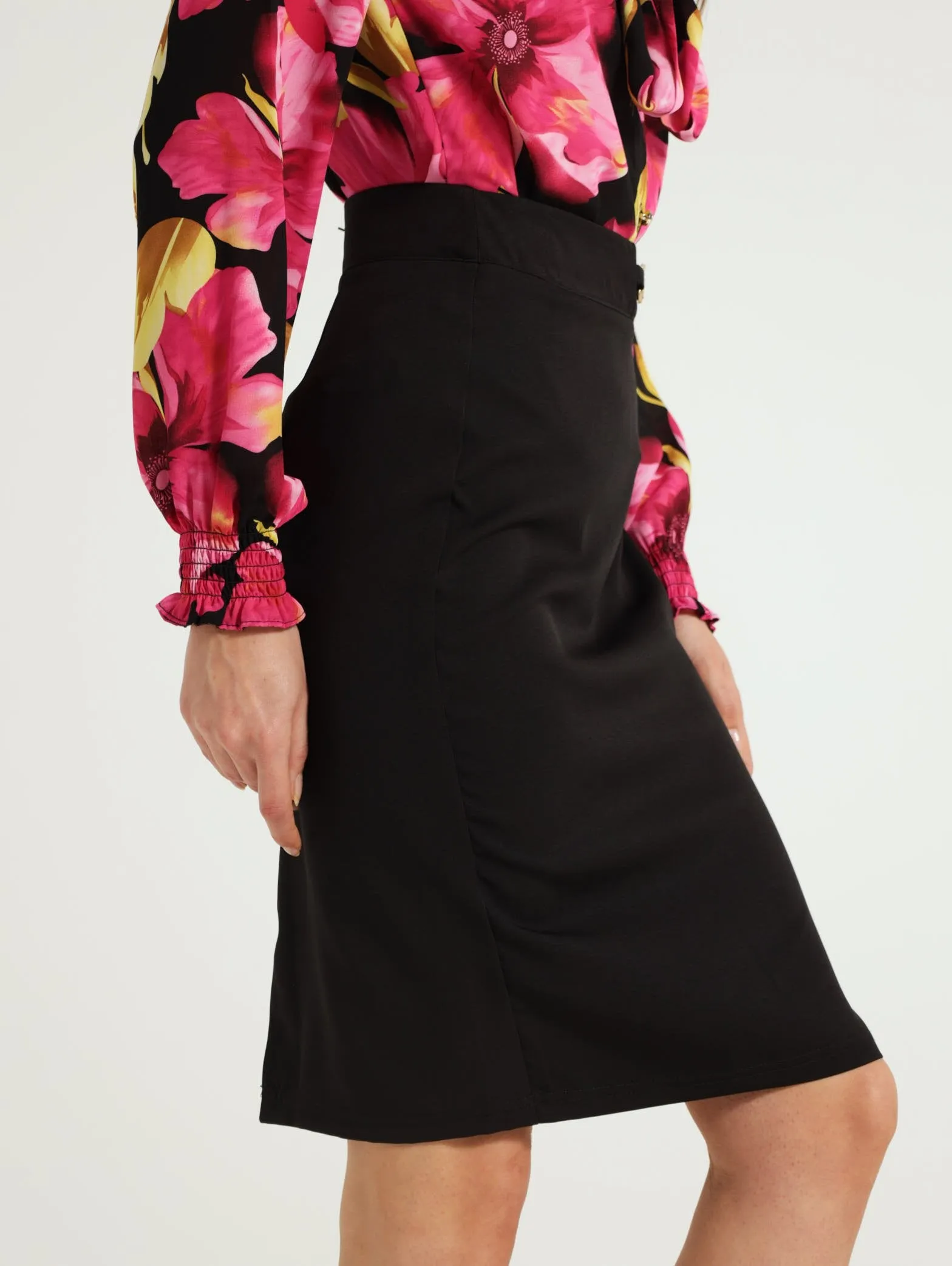 Chain Detail Pencil Skirt - Black