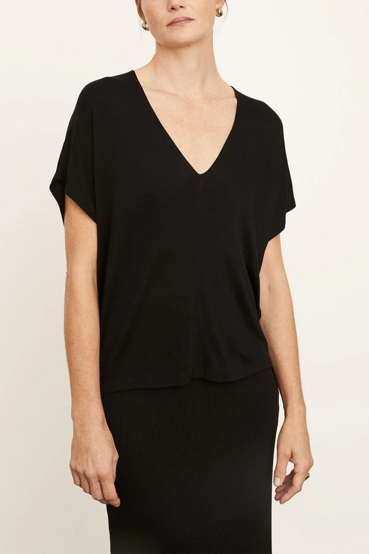 Double V-Neck Popover in Black
