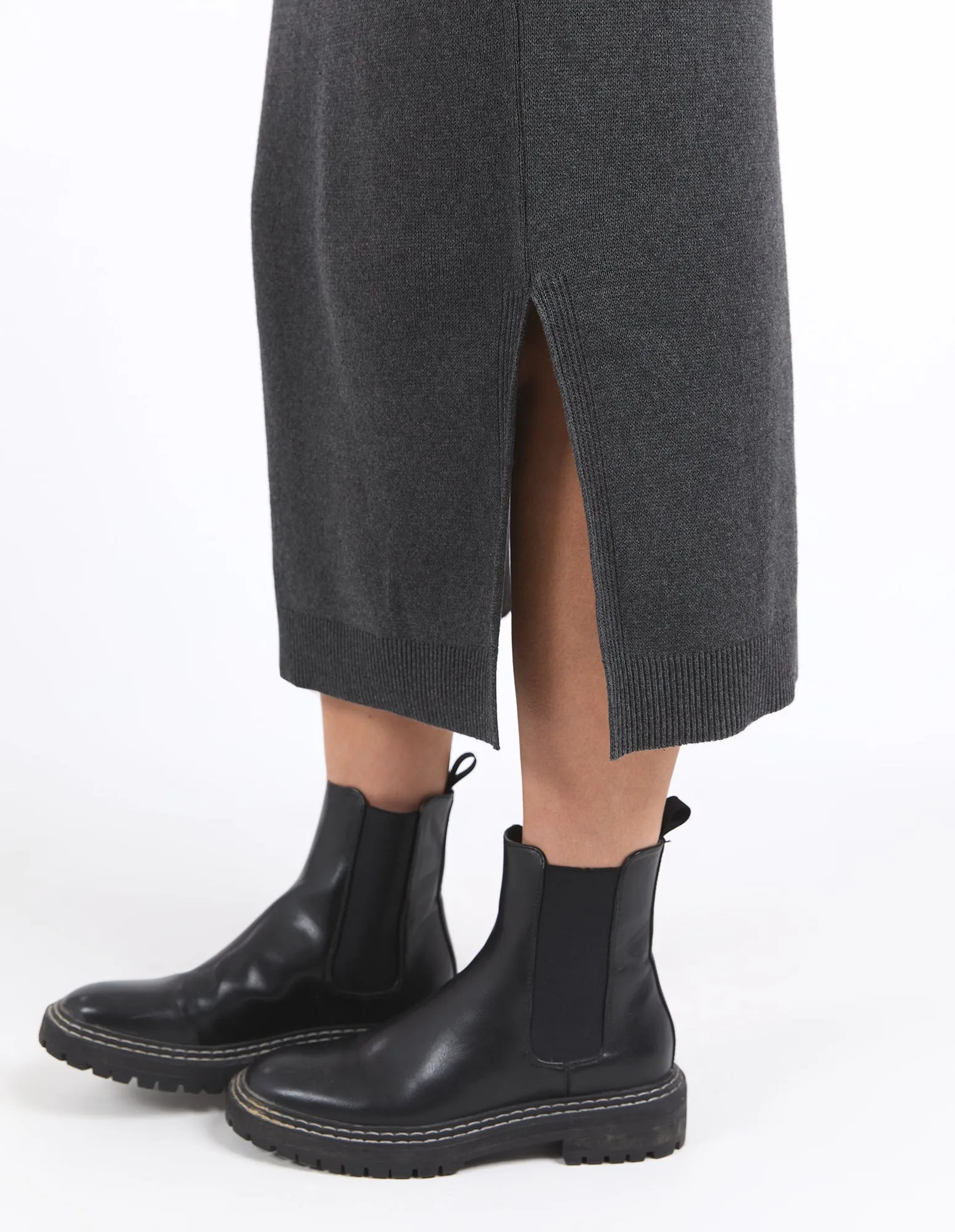 ELODIE KNIT SKIRT || CHARCOAL