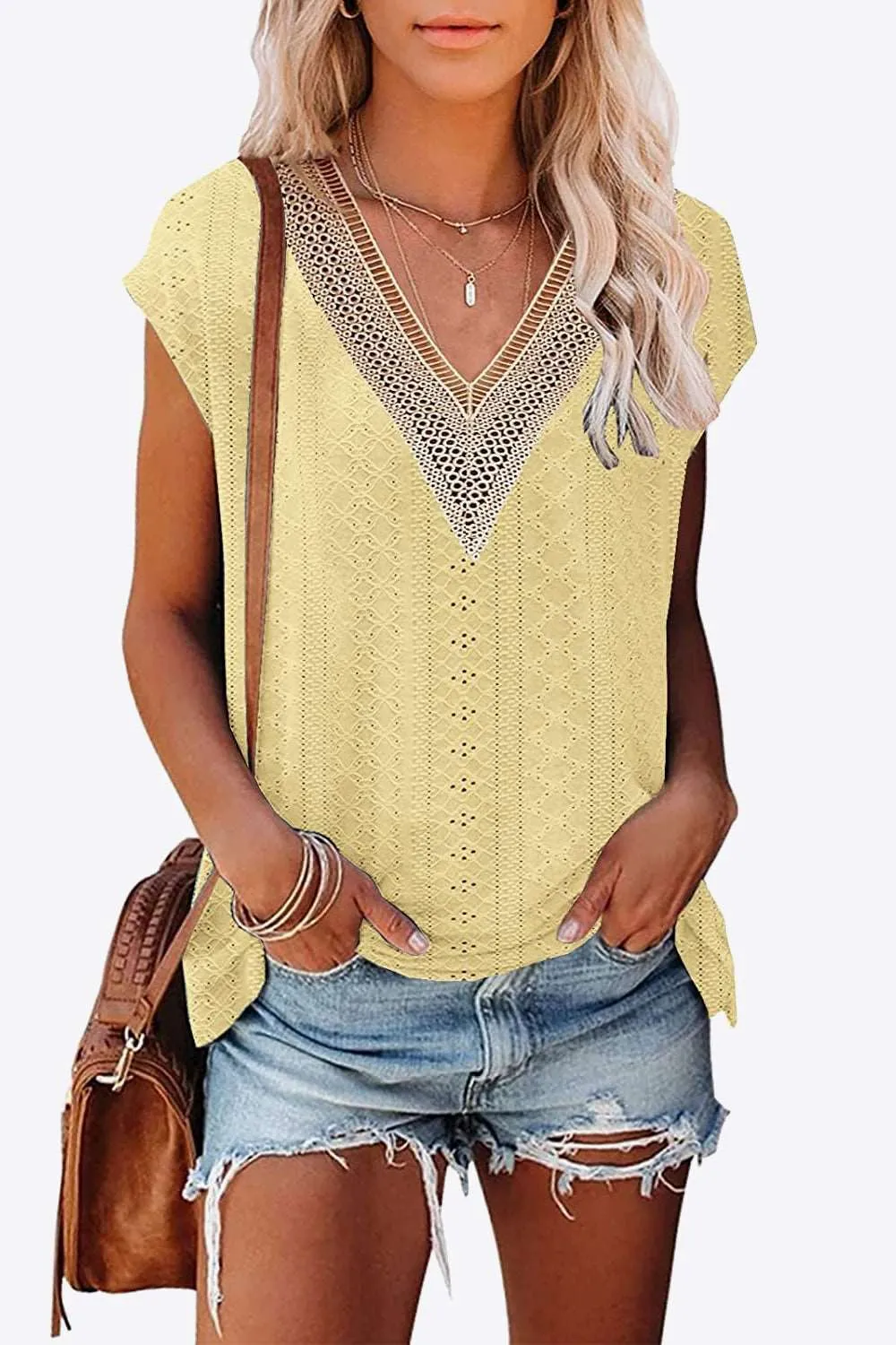 Eyelet Contrast V-Neck Tee (6 Colors)
