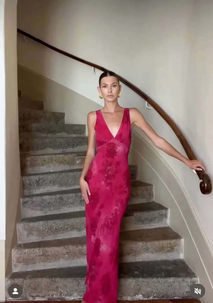 JazzHer Elegant Sheath V Neckline Hot Pink Floral Lace Long Prom Dresses Evening Gowns (PRE-ORDER)