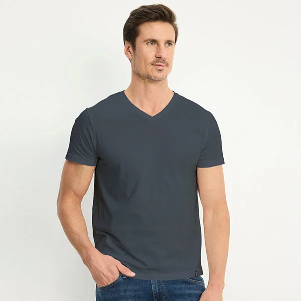 Jockey® ZONE 100% Cotton V-Neck Men's T-Shirt