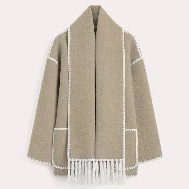 LOLA | COSY WOOL CAPE JACKET