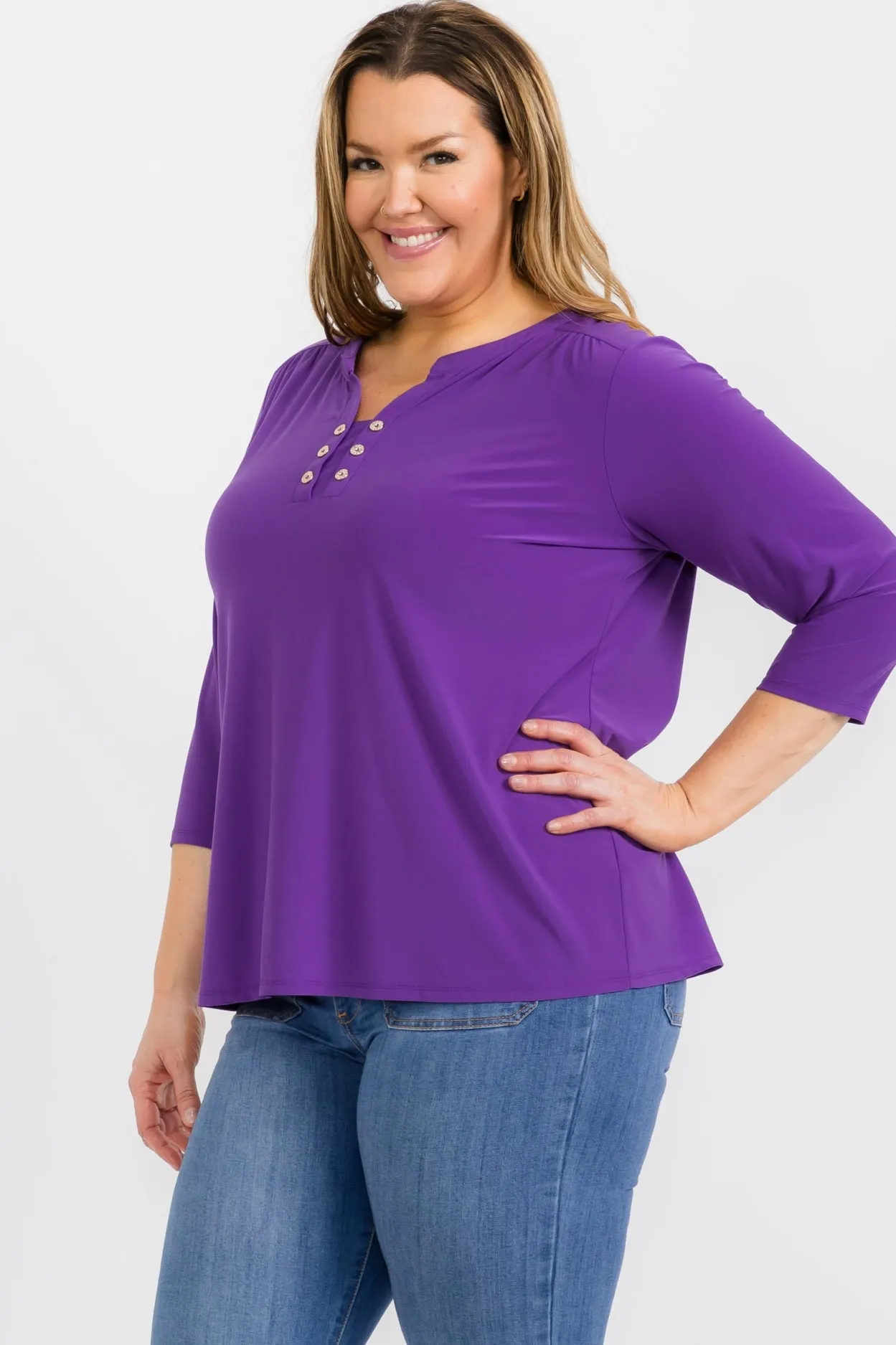 MEDALLION BUTTON HENLEY SHIRT