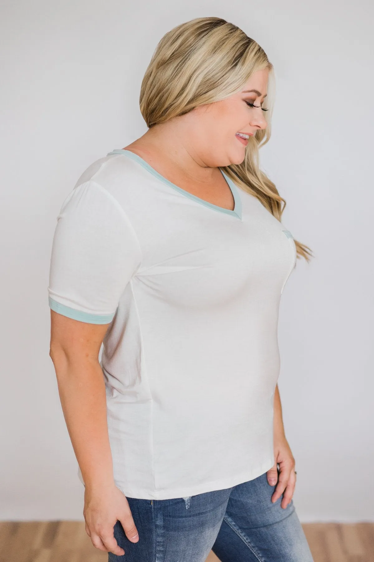 Mint Trim Pocket Top