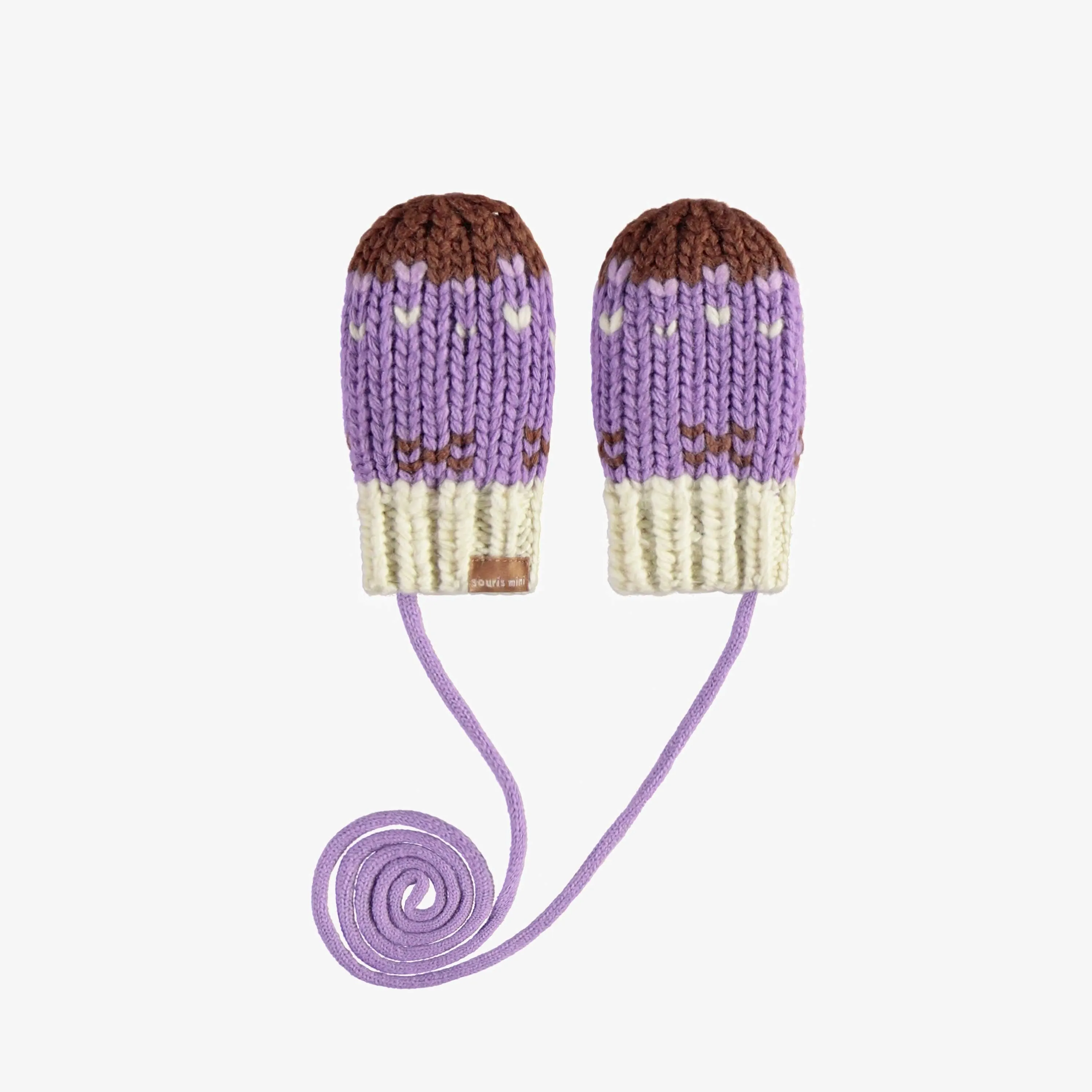 Mitaines mauves à motif jacquard avec cordon en maille, bébé || Purple knitted mittens with a jacquard print and a cord, baby