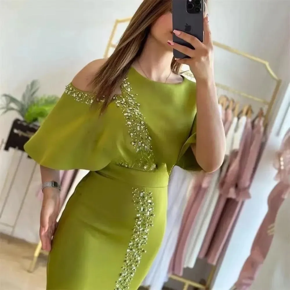 Modest Saudi Arabic Evening Dresses O-Neck Cap Sleeves Sequined Side Slit Dubai Women Party Prom Dresses Dubai