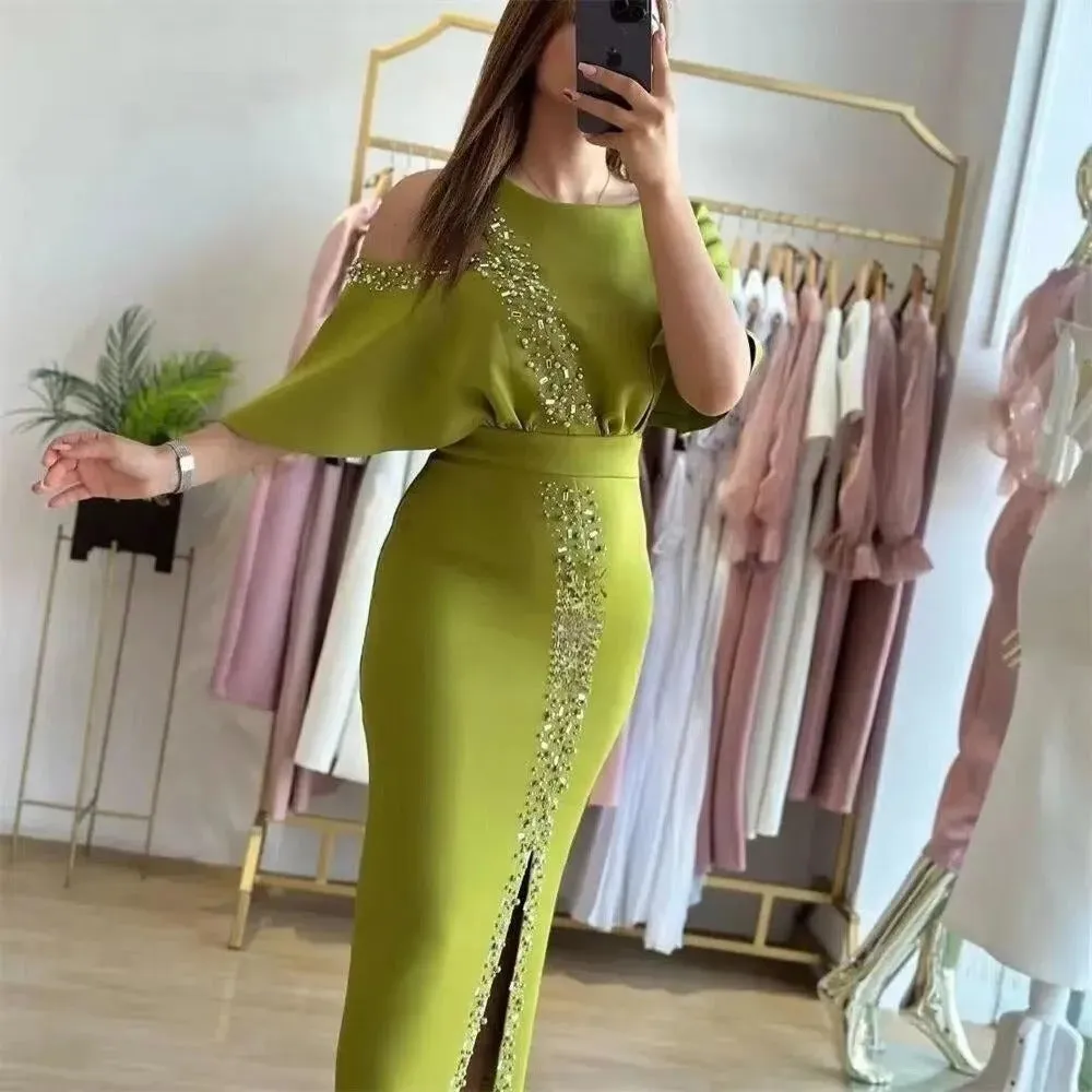 Modest Saudi Arabic Evening Dresses O-Neck Cap Sleeves Sequined Side Slit Dubai Women Party Prom Dresses Dubai