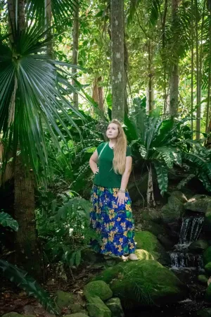 Mya V Neck Top - Forest Green