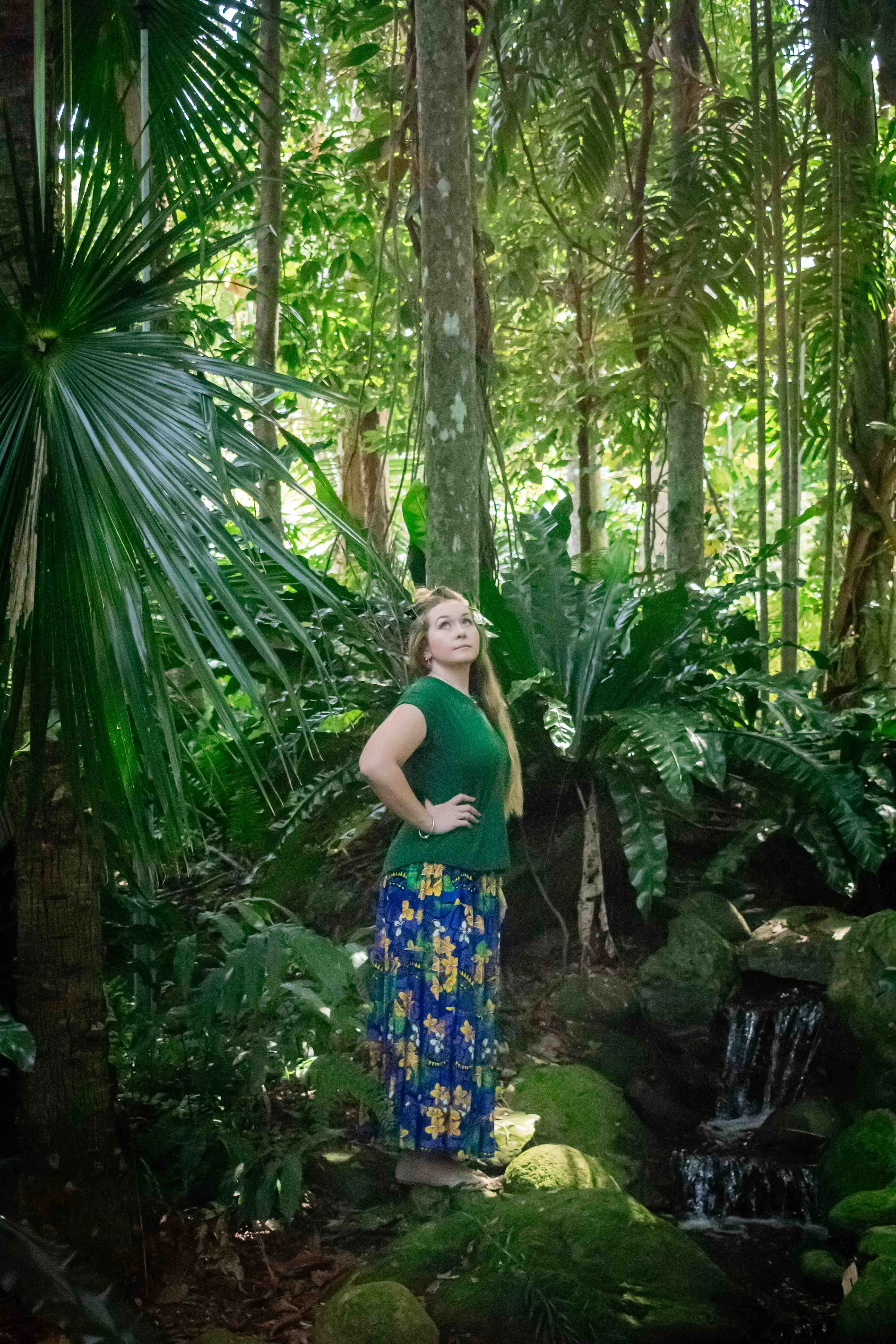 Mya V Neck Top - Forest Green