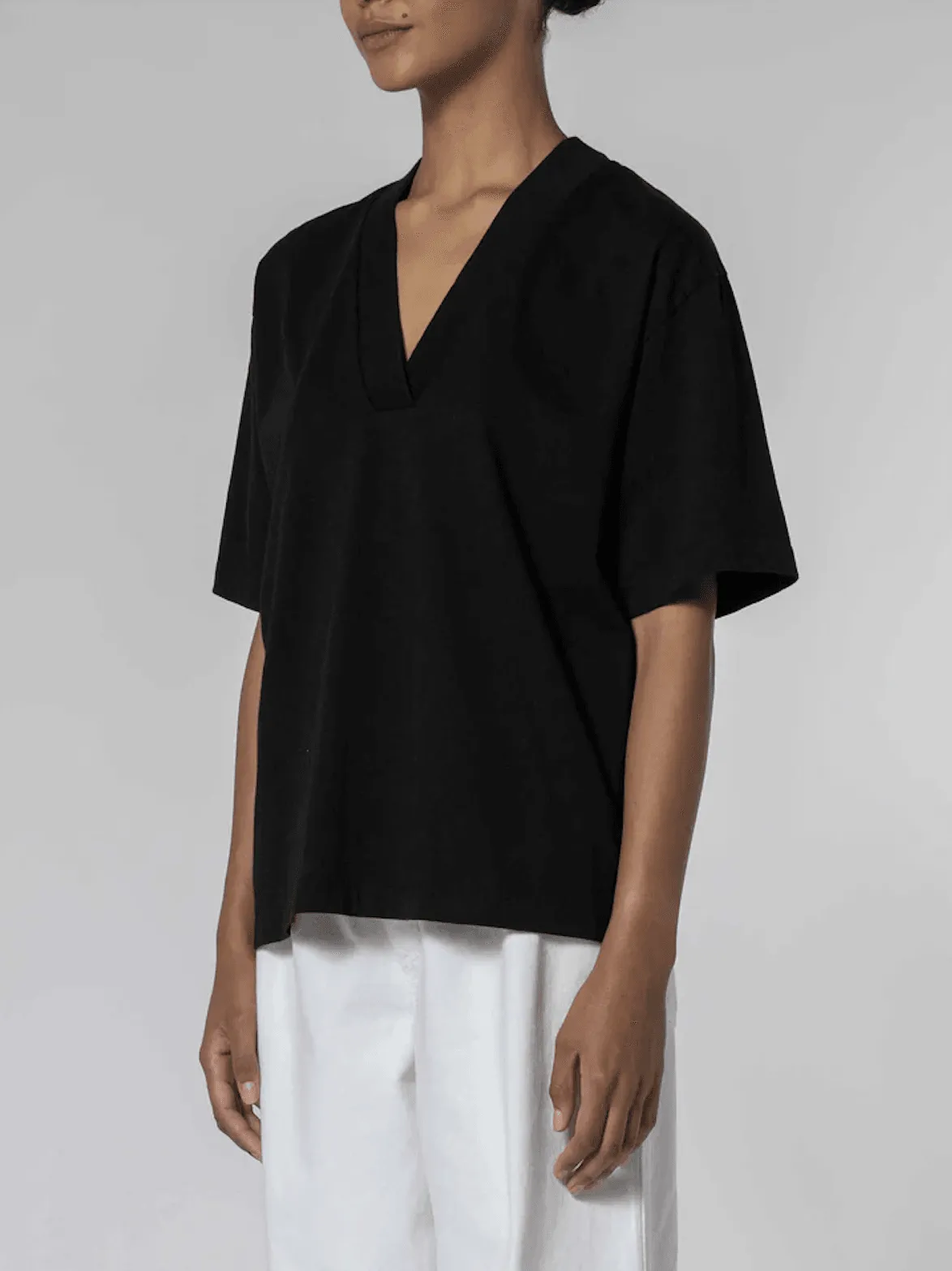 NOBODY DENIM Deep V Tee - Black
