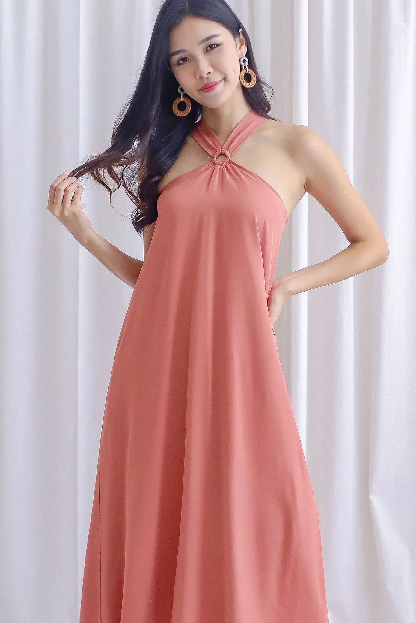 Ofelia Halter Loop Maxi Dress In Coral