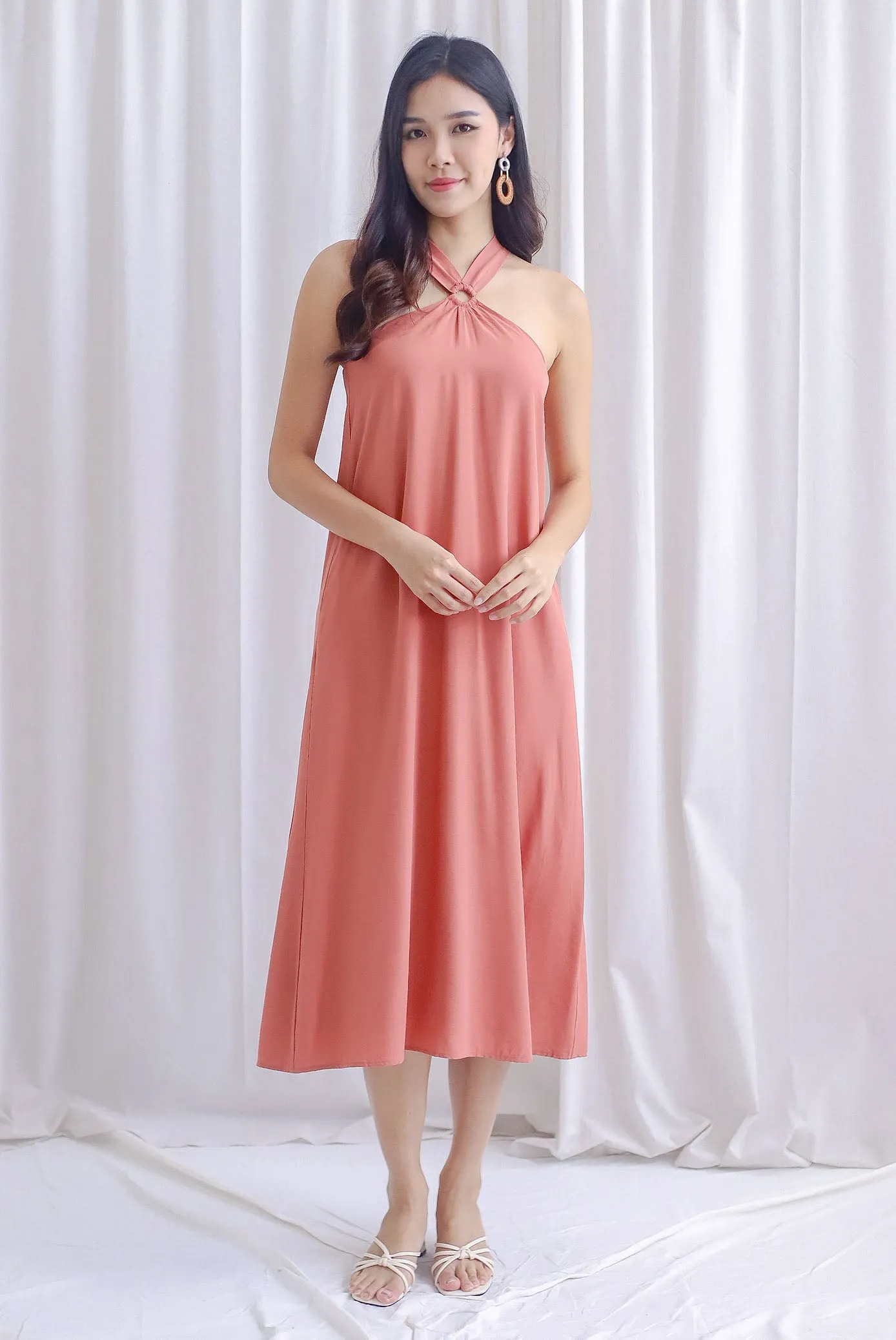 Ofelia Halter Loop Maxi Dress In Coral