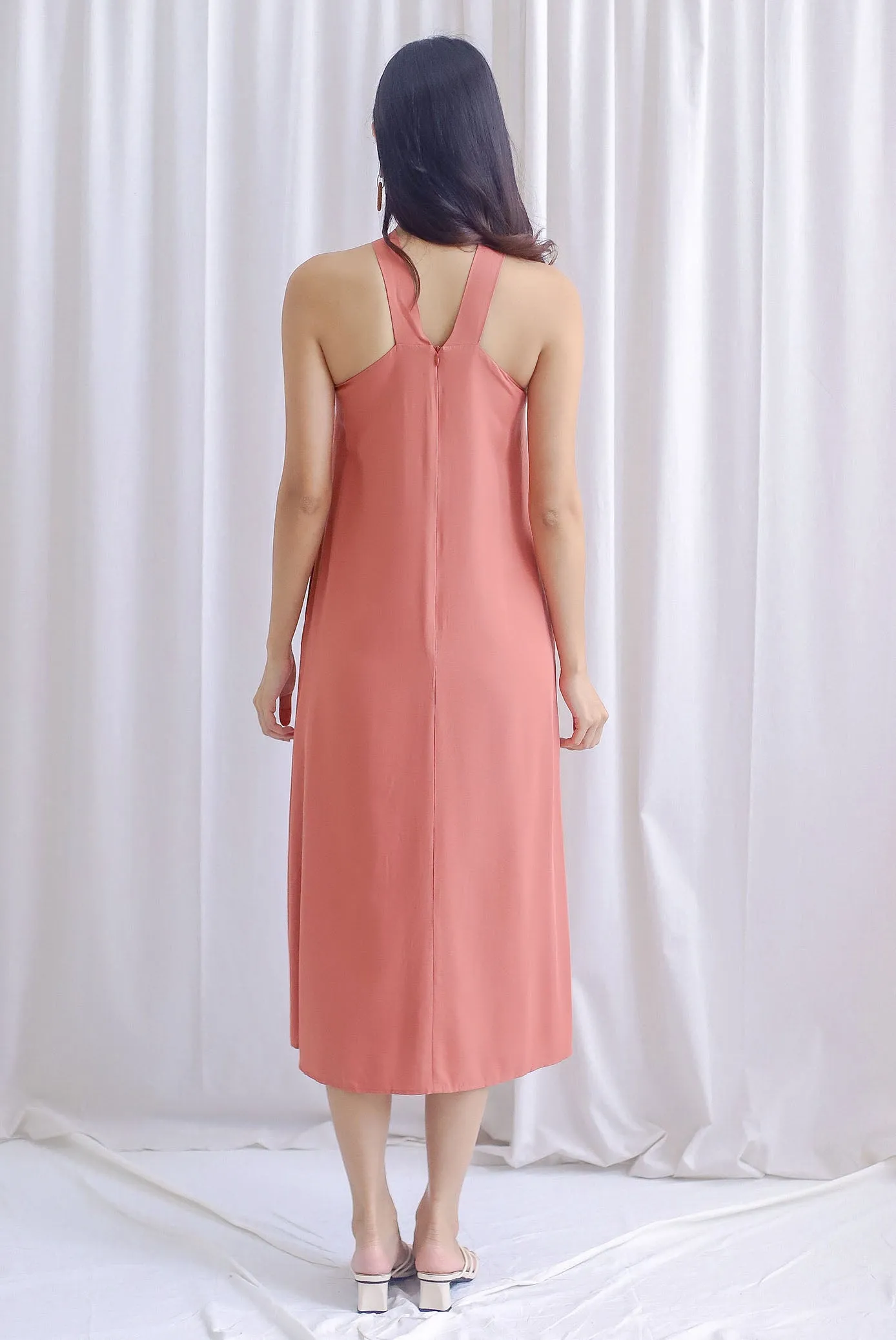 Ofelia Halter Loop Maxi Dress In Coral