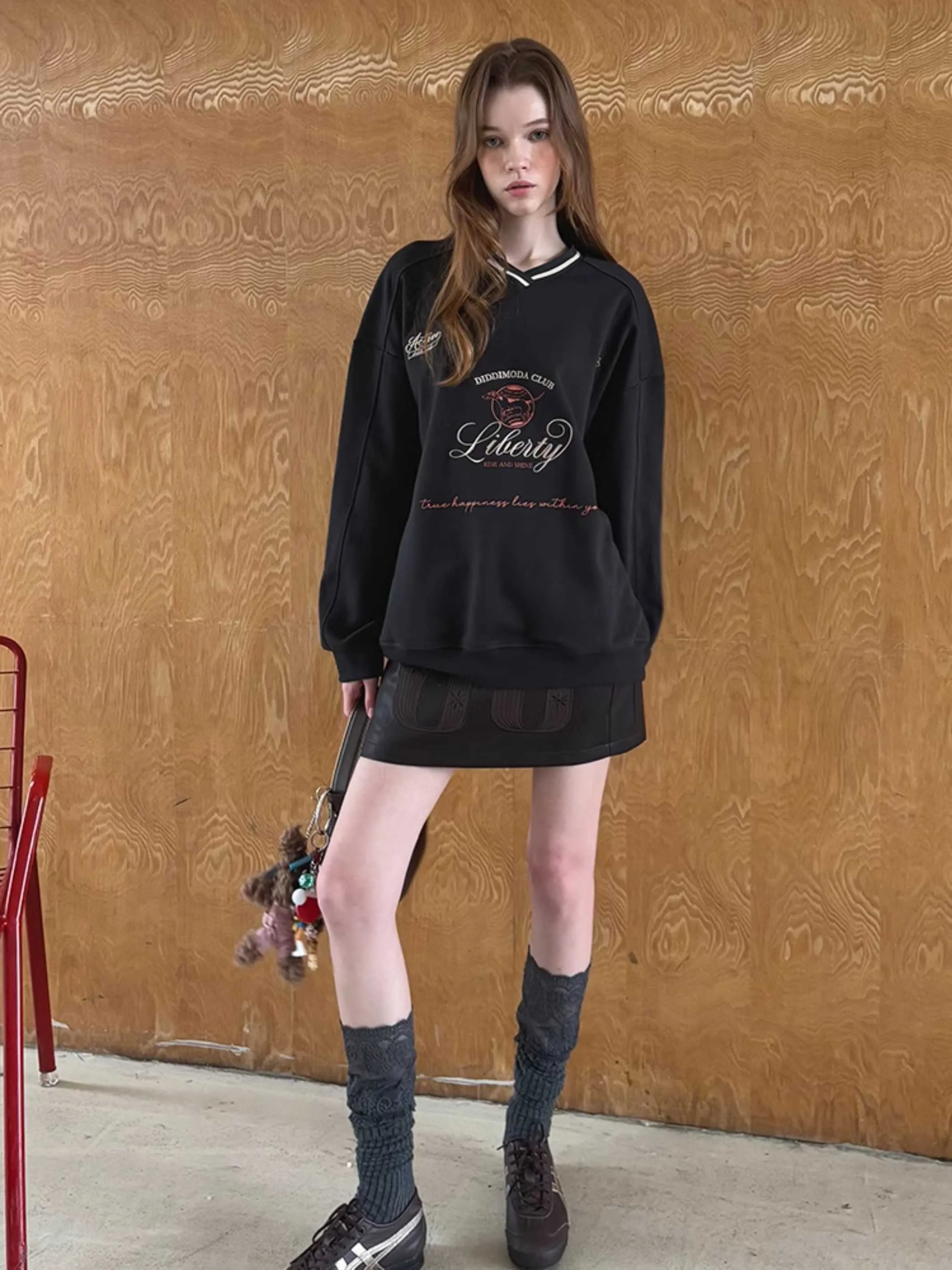 Retro V-neck sweatshirt【s0000010797】