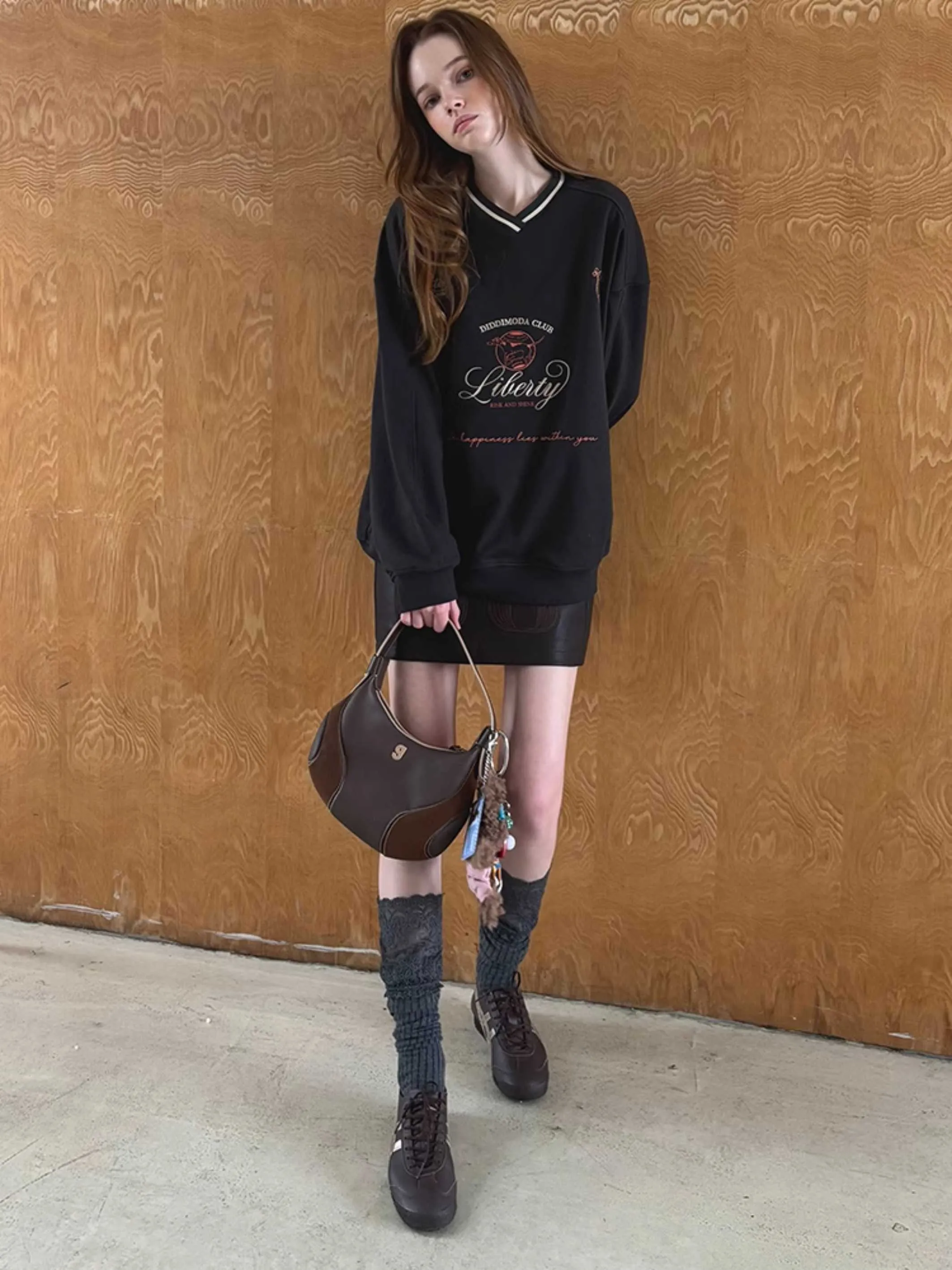 Retro V-neck sweatshirt【s0000010797】