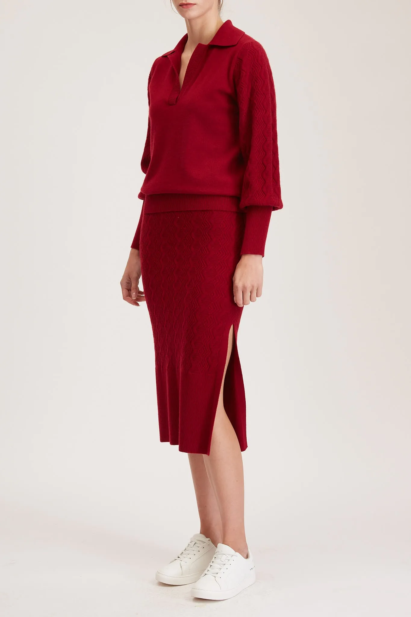 Rouen Knit Skirt - Knitted pencil skirt with side slit in red wine cashmere