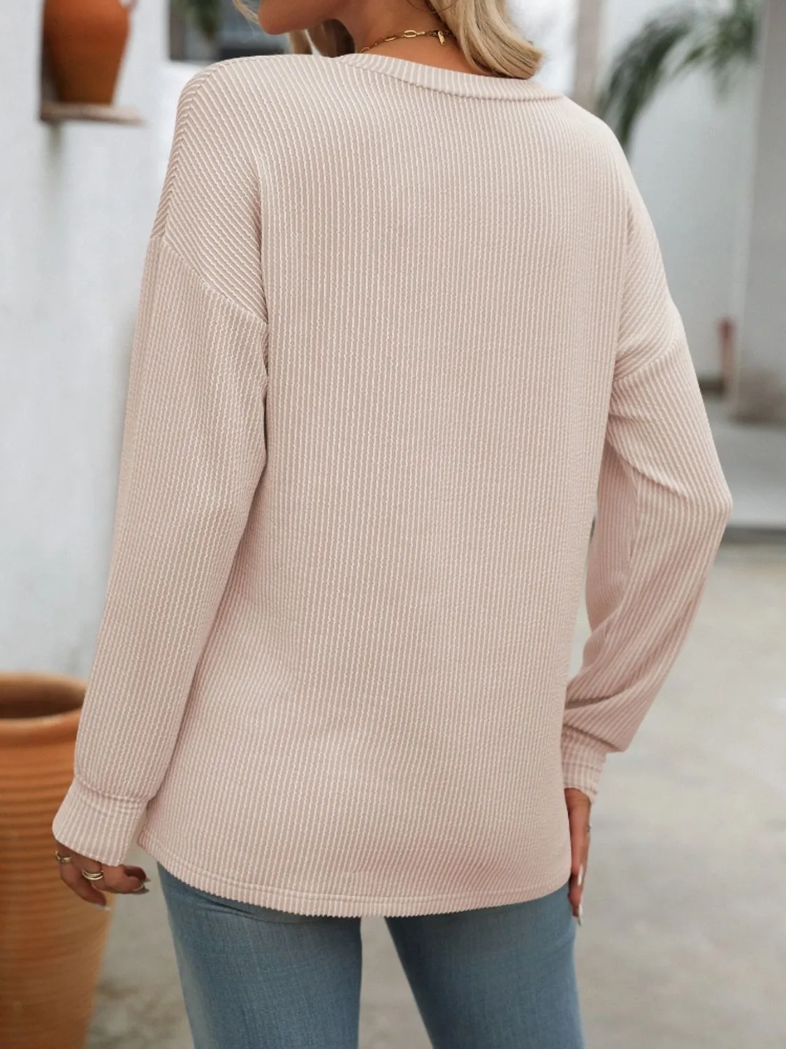 Shiloh V-Neck Long Sleeve T-Shirt