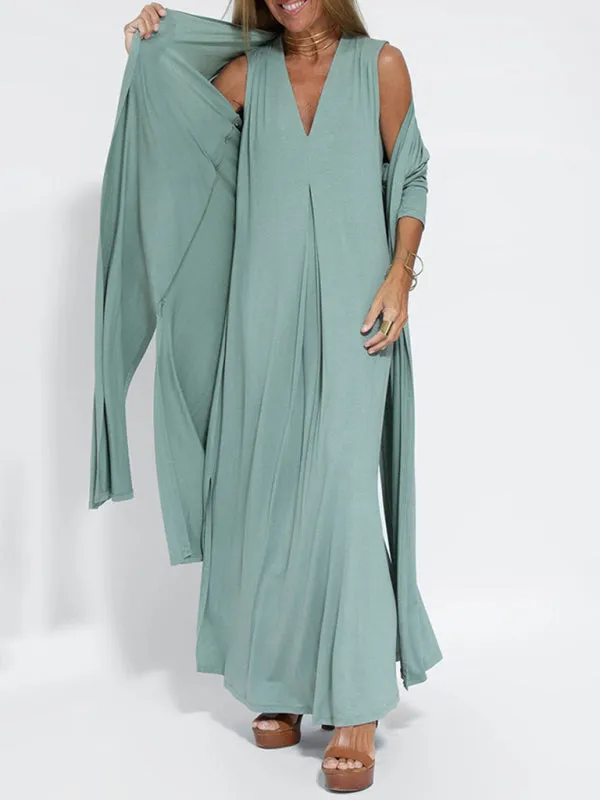 V-Neck Sleeveless Maxi Dress with Elegant Flowing Design