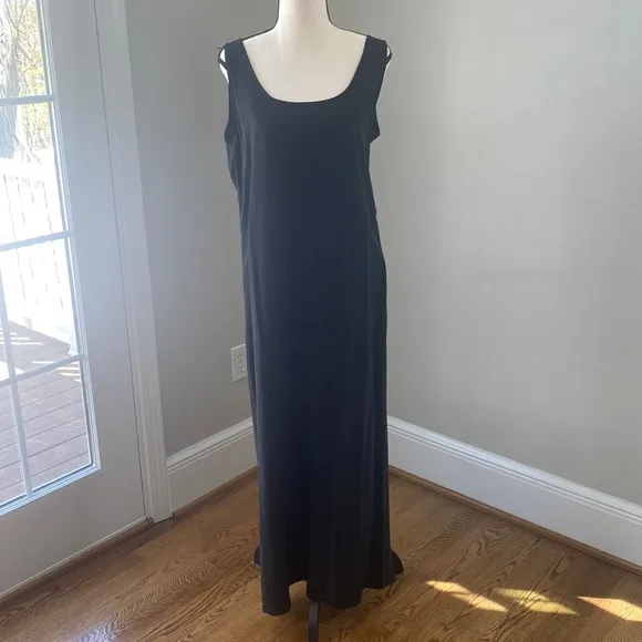 Vintage Larkspur Dress Company maxi dress black lagenlook sleeveless tencel soft