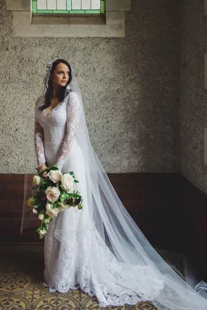 White Lace Sheath Wedding Dresses with V-neckline vestido de casamento