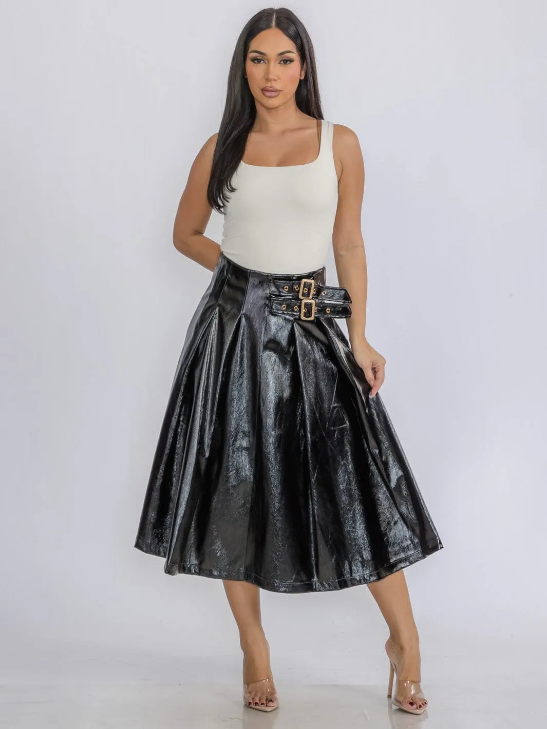 WOMEN'S ZIP UP FRONT BELT DETAILED PU PLEATHER MIDI SKIRT